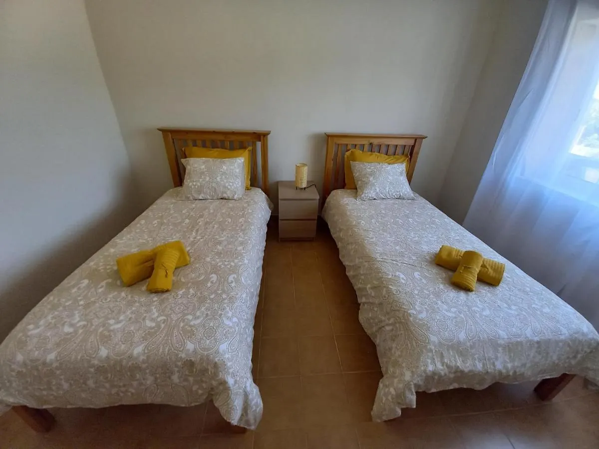 Casa Madeira Vila Burgau 0*,  Portugal