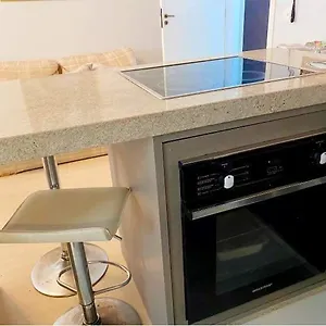 apartamento-apaixonante-em-area-central.santa-catarina-brasil.com/